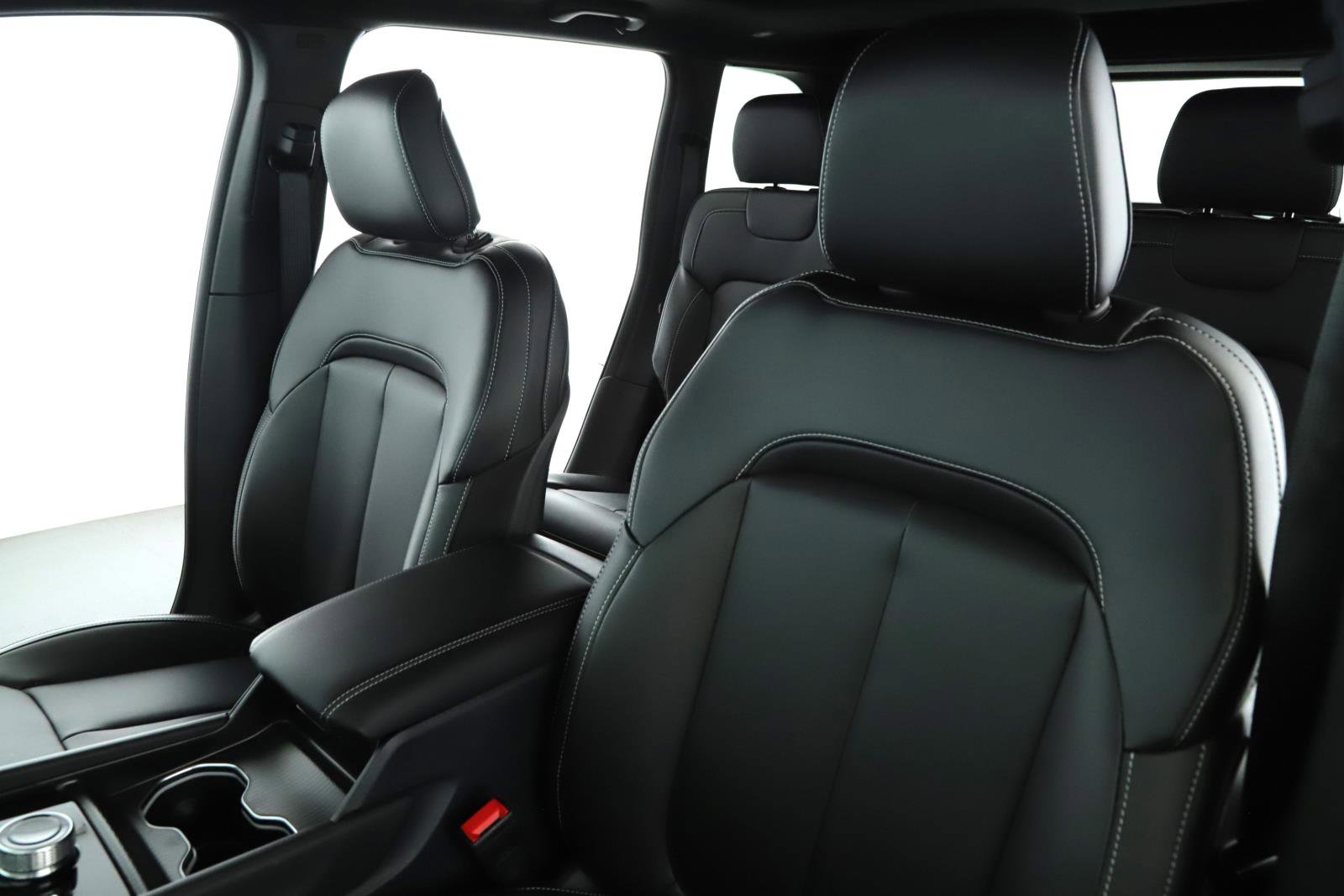 New 2025 Jeep Grand Cherokee Limited image 4