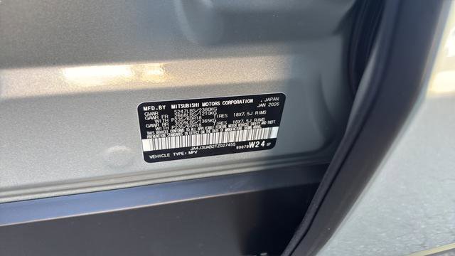 New 2026 Mitsubishi Outlander ES image 32