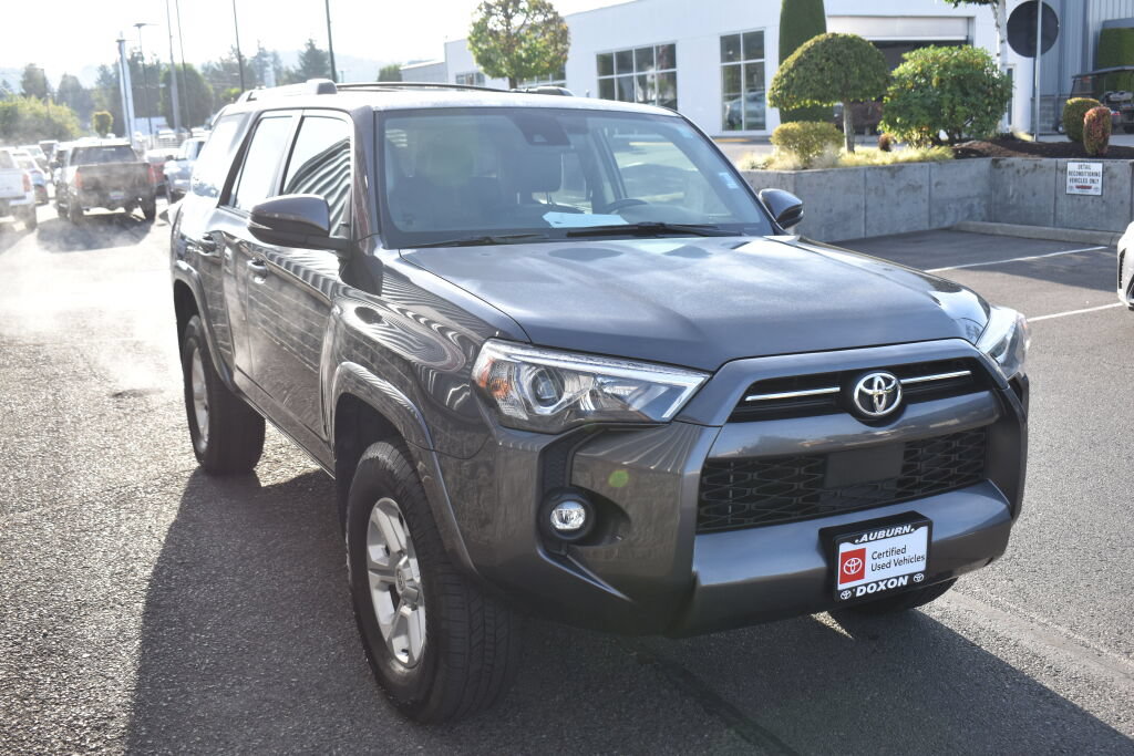 Certified 2022 Toyota 4Runner SR5 Premium w/ Moonroof Package AWD/4WD image 3