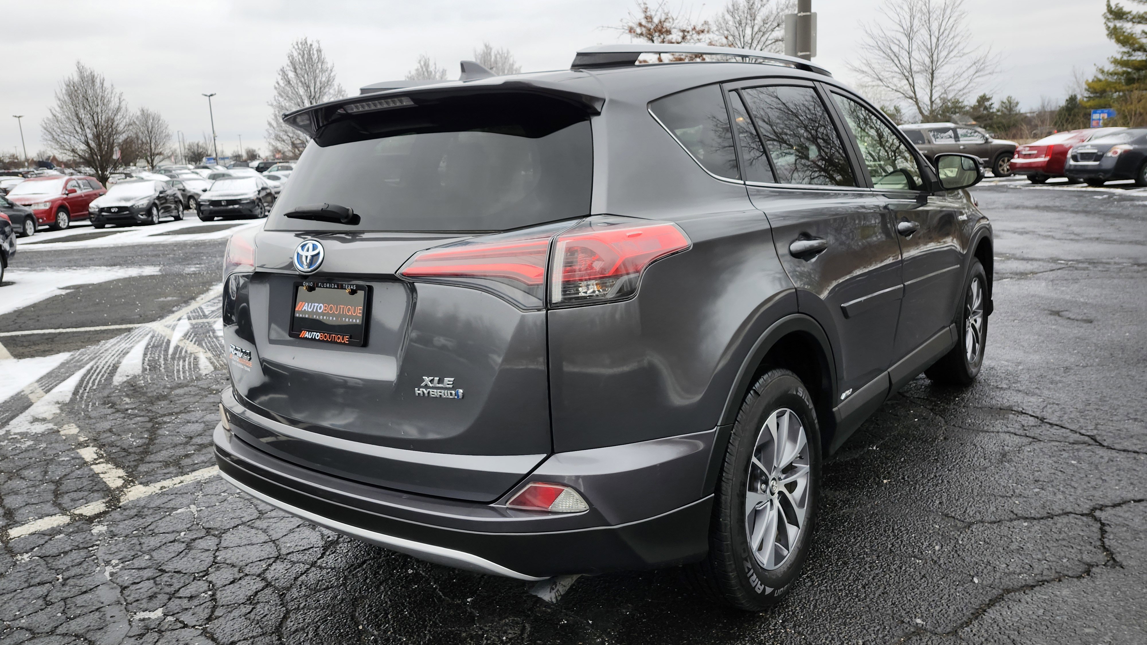 Used 2017 Toyota RAV4 XLE w/ All Weather Liner Package image 17
