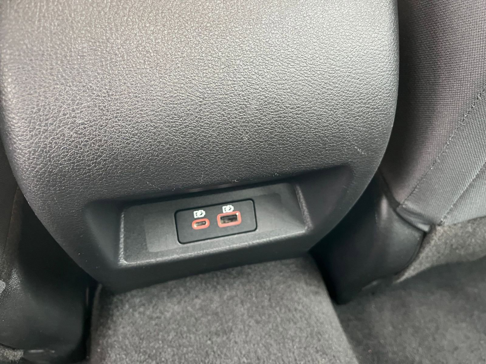 Used 2025 Nissan Altima 2.5 SV FWD image 23
