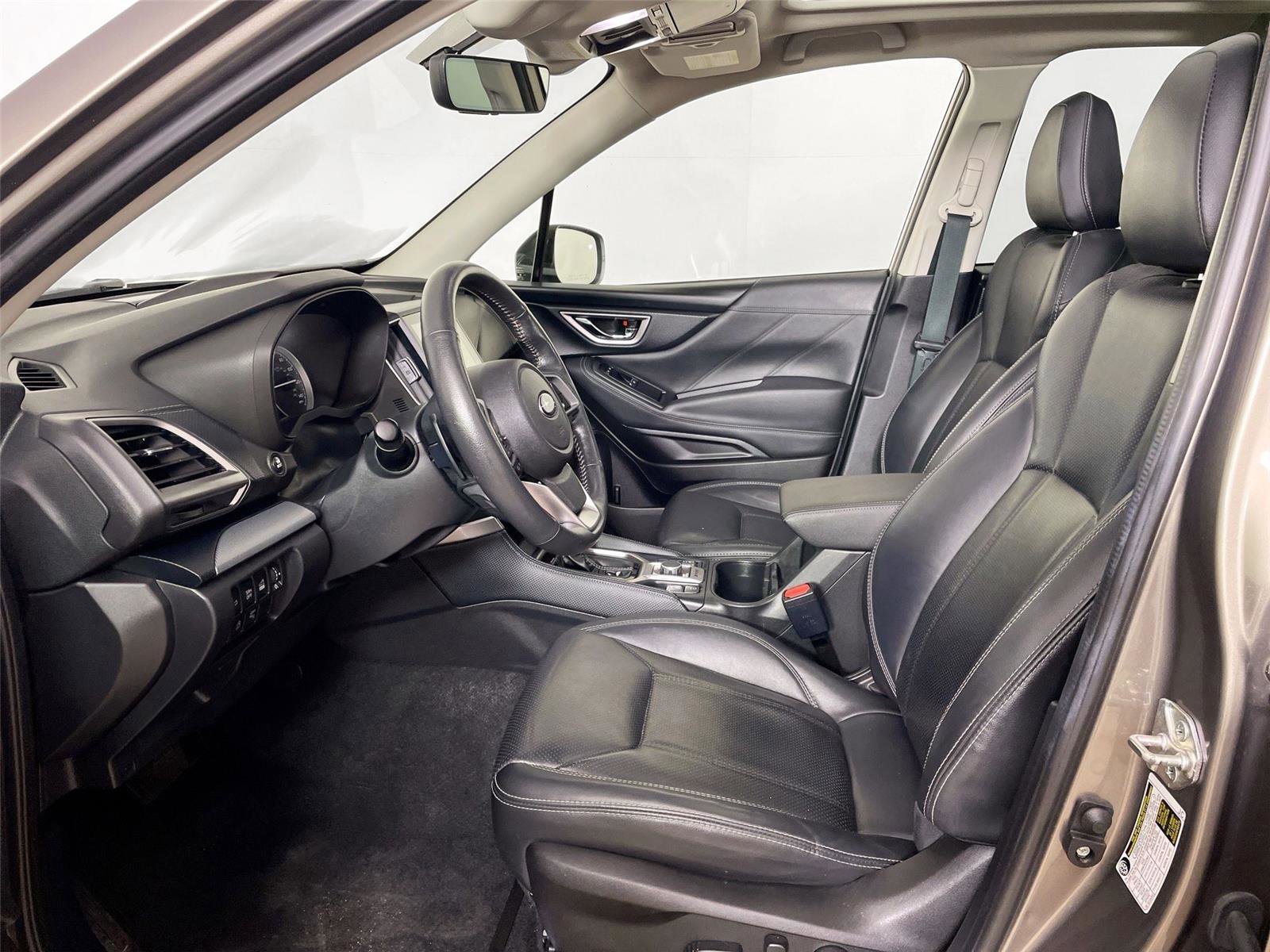 Used 2021 Subaru Forester Limited w/ Popular Package #3 image 5