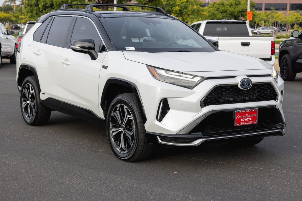 Certified 2024 Toyota RAV4 XSE w/ Premium Package AWD/4WD image 3