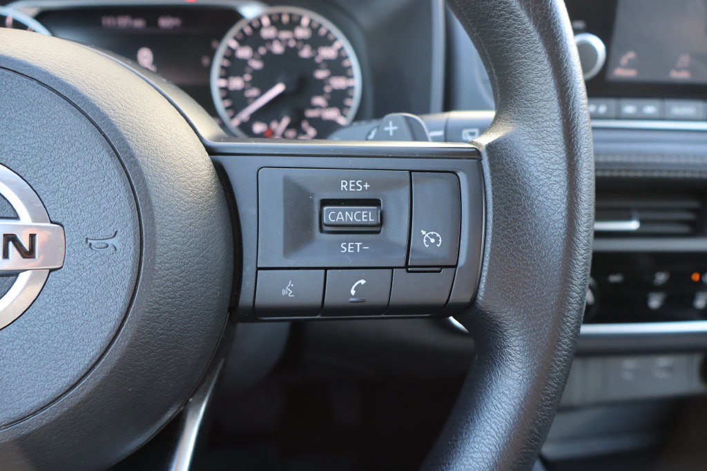 Used 2021 Nissan Rogue S AWD/4WD image 8