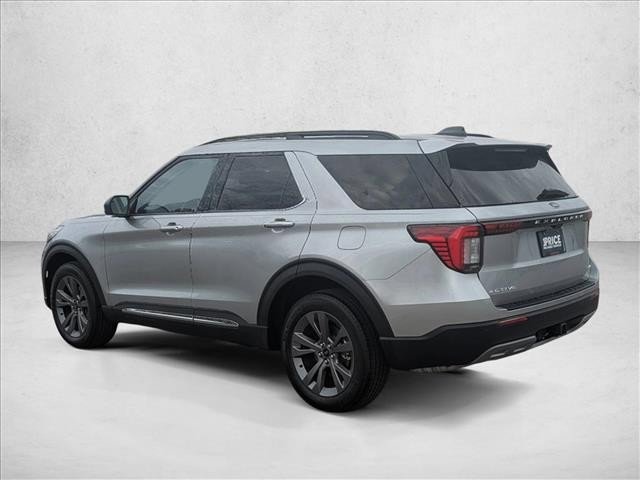 Used 2025 Ford Explorer Active w/ Active Comfort Package image 21