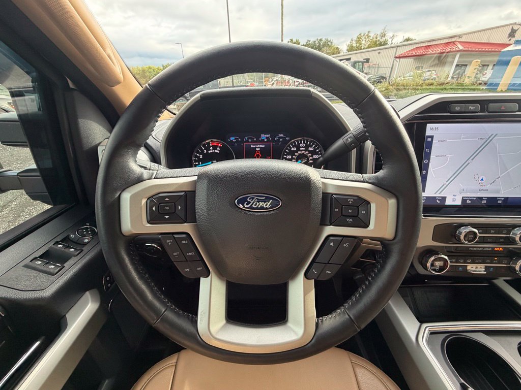 Used 2022 Ford F250 Lariat w/ Lariat Ultimate Package AWD/4WD image 9