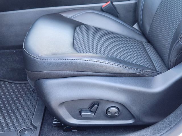 New 2026 Jeep Compass Latitude image 18