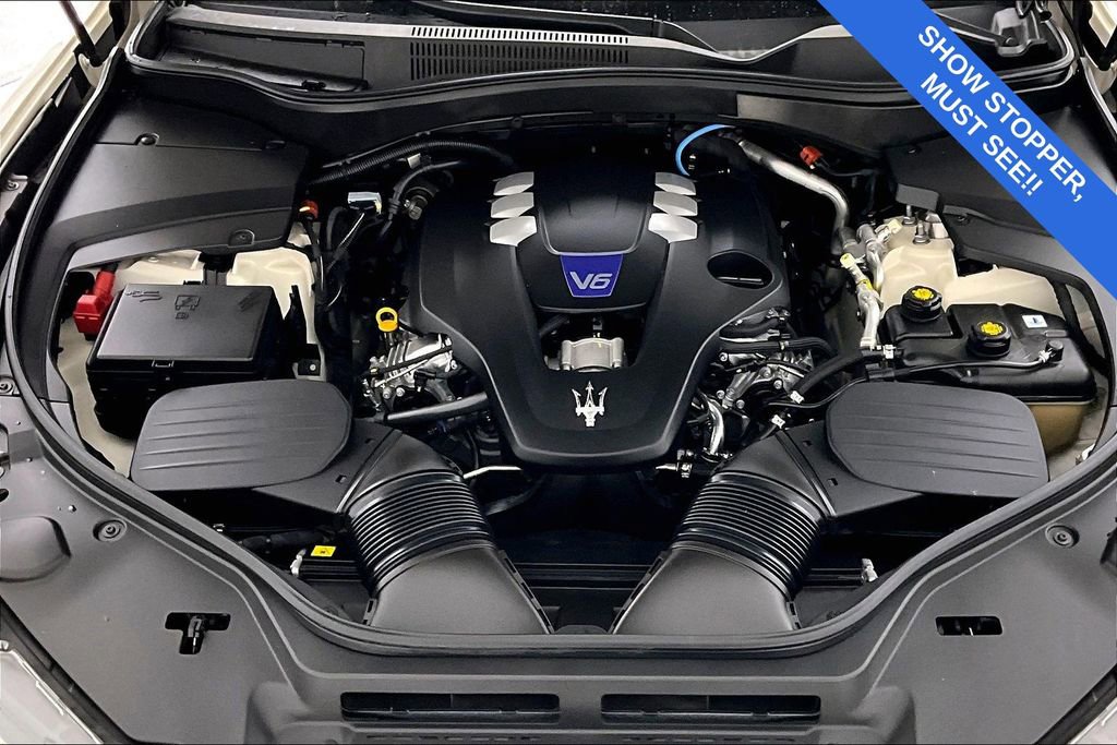Used 2022 Maserati Levante Modena image 13