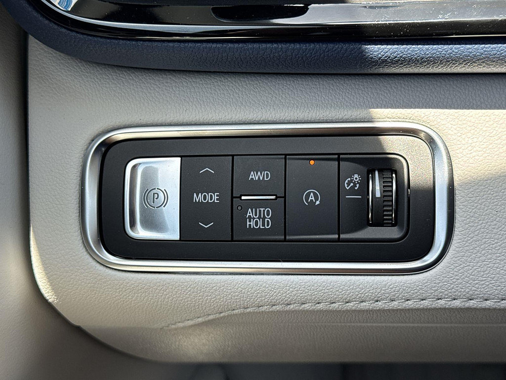New 2026 Buick Enclave Avenir w/ Super Cruise Package AWD/4WD image 16