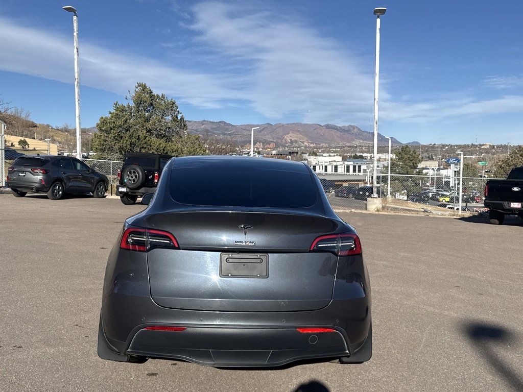 Used 2022 Tesla Model Y Long Range image 6