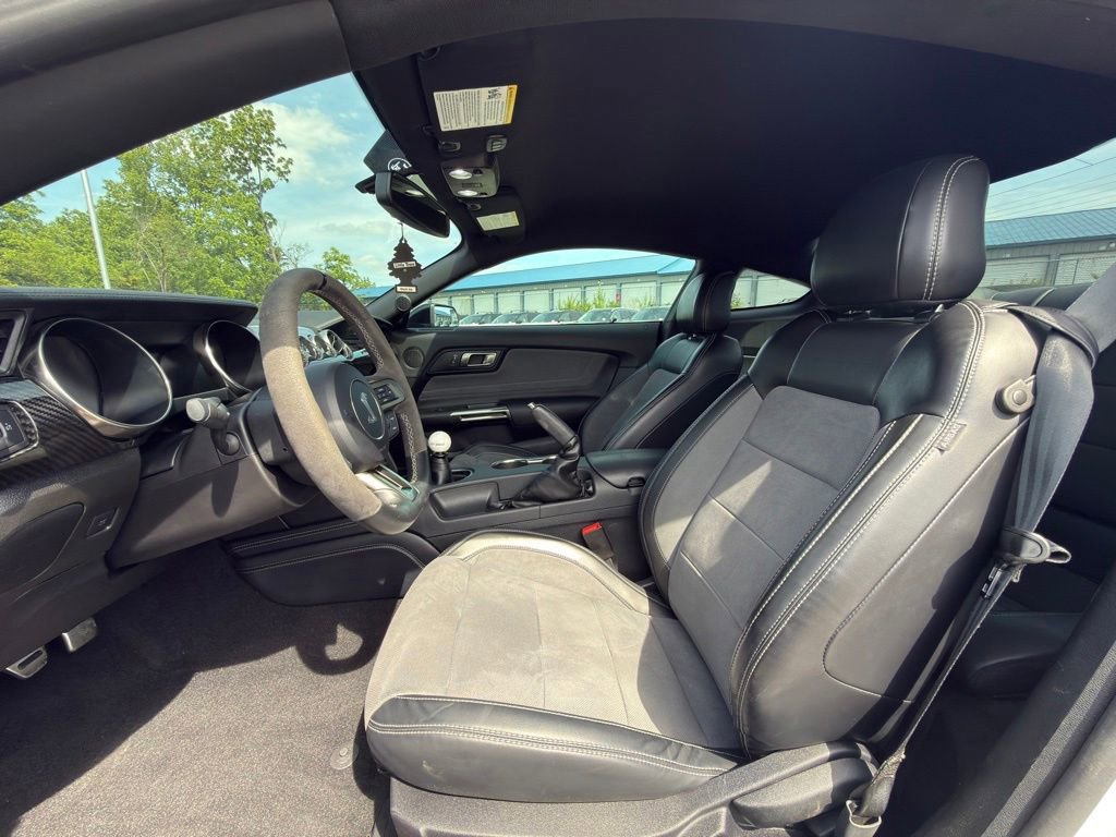 Used 2019 Ford Mustang Shelby GT350 w/ Technology Package RWD image 13