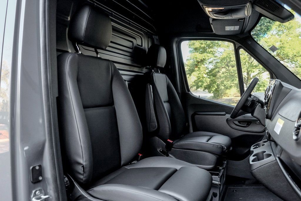 New 2026 Mercedes-Benz Sprinter 2500 image 19