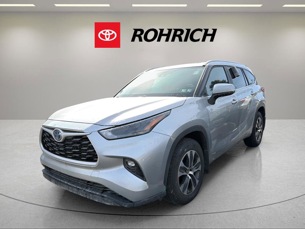 Used 2023 Toyota Highlander XLE