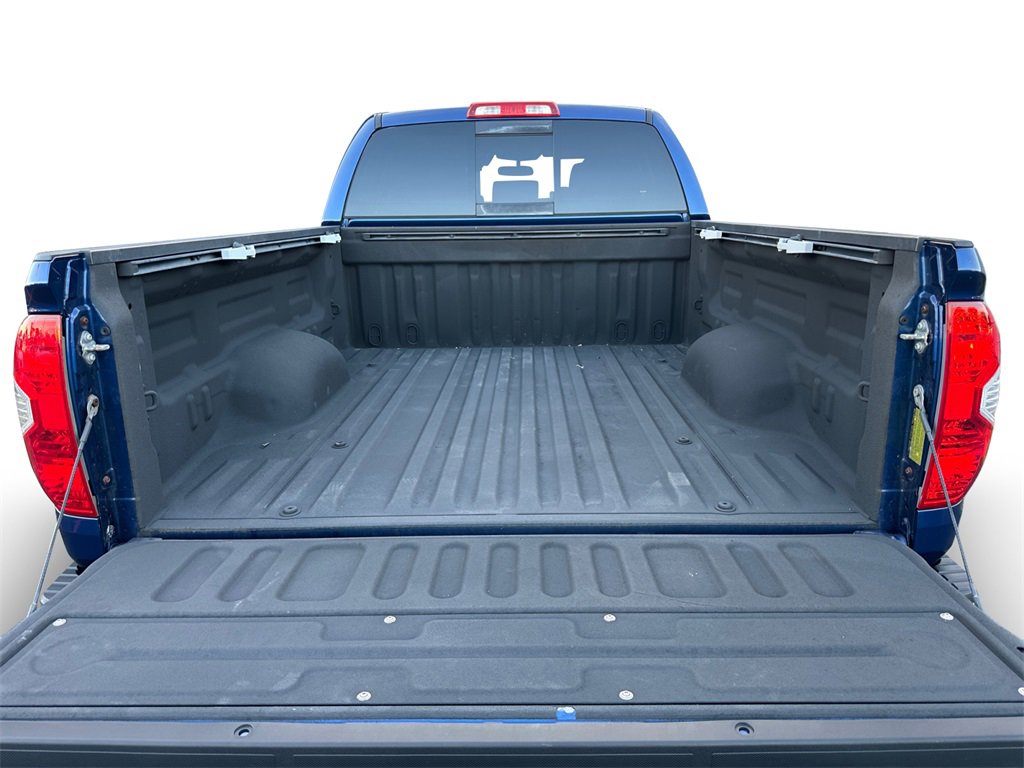 Used 2015 Toyota Tundra SR5 w/ SR5 Upgrade Package image 18