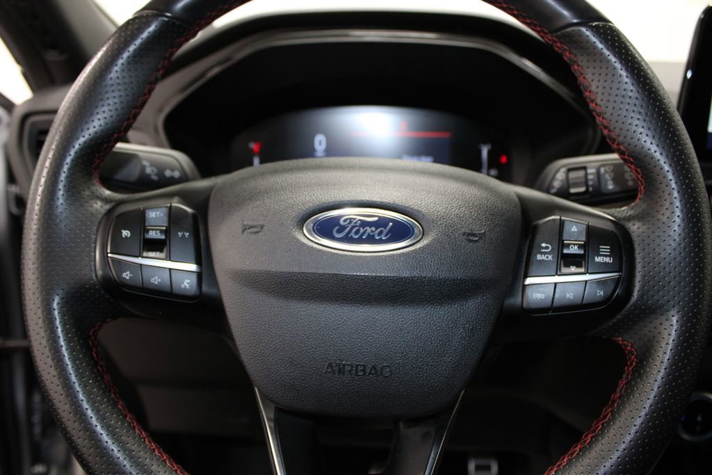 Used 2024 Ford Escape ST-Line image 29