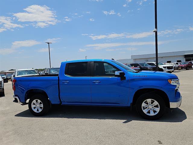 Used 2025 Chevrolet Silverado 1500 LT RWD image 6