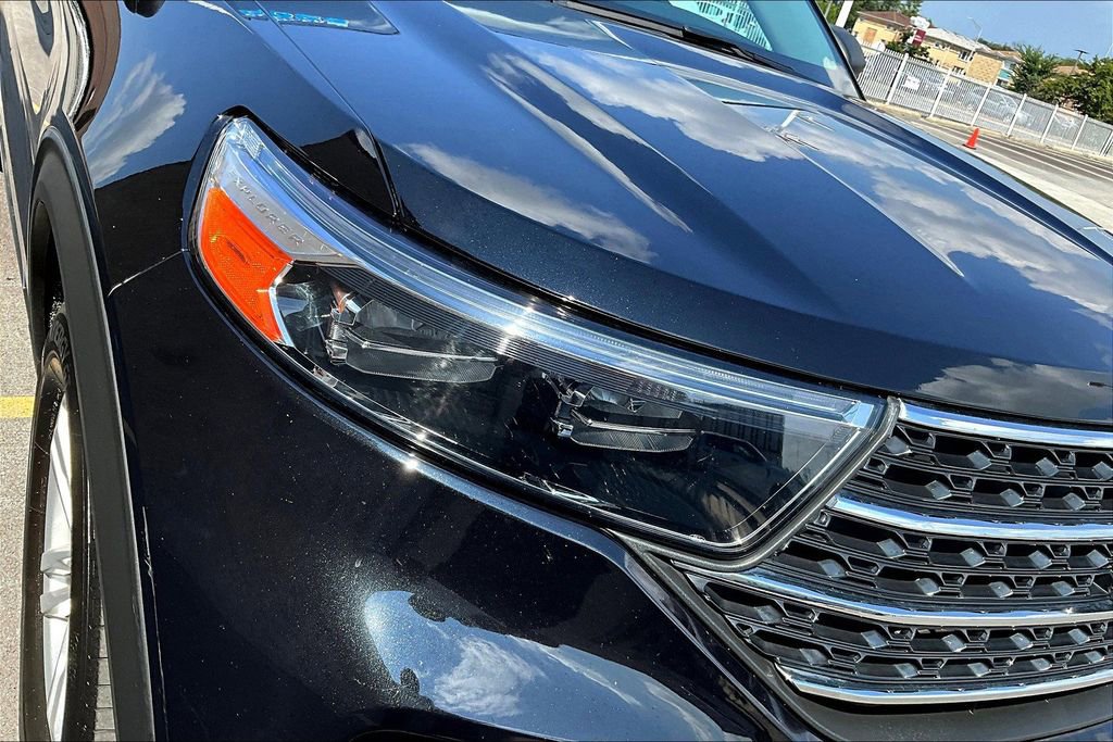 Certified 2023 Ford Explorer XLT w/ Class IV Trailer Tow Package image 28