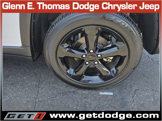 Used 2023 Jeep Grand Cherokee Limited w/ Black Appearance Package RWD image 37