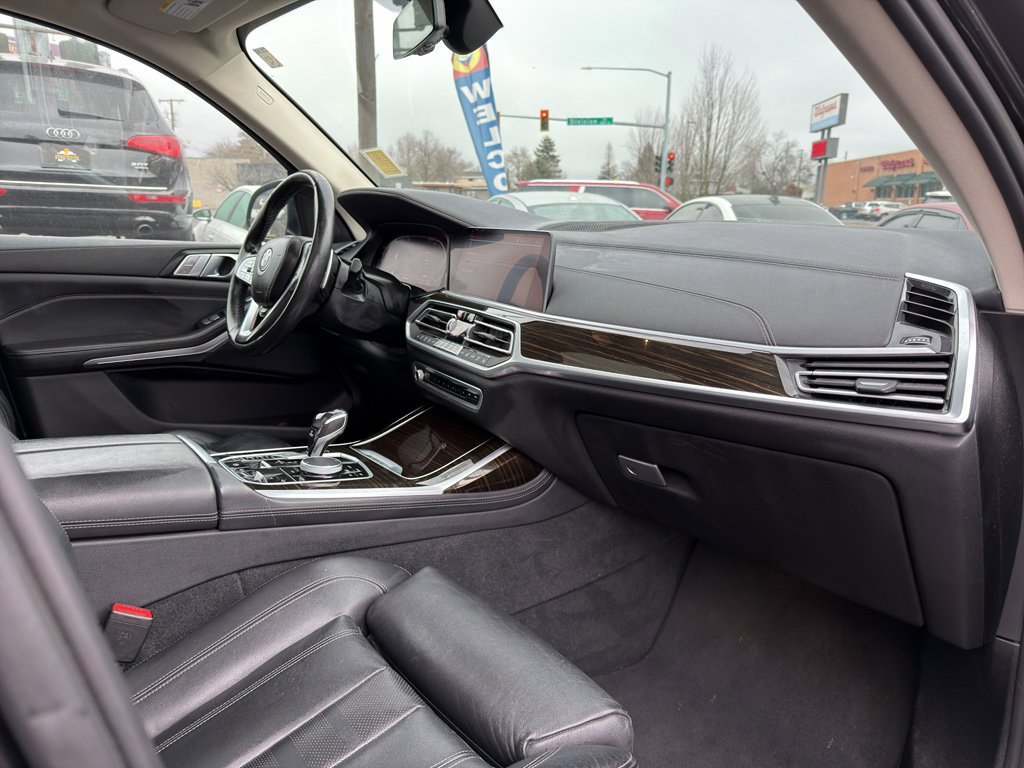 Used 2020 BMW X7 xDrive40i w/ Cold Weather Package image 20