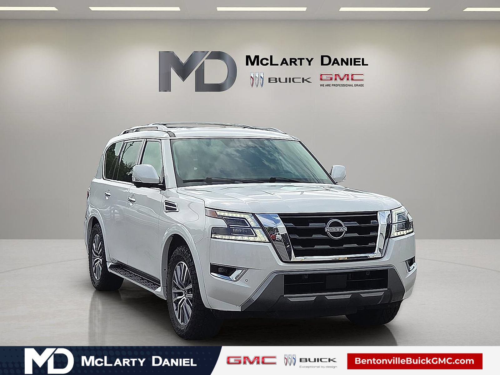 Used 2024 Nissan Armada SL w/ Cargo Package AWD/4WD image 1