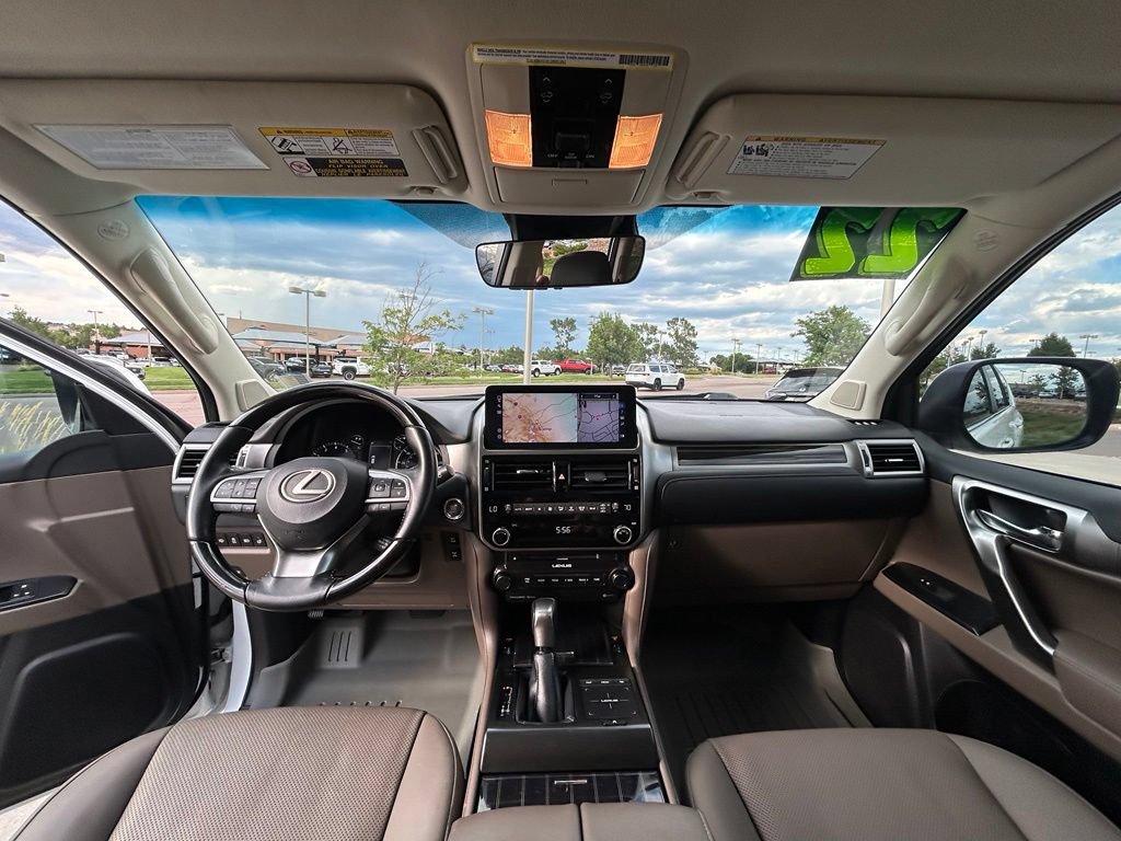 Used 2022 Lexus GX 460 Premium w/ Premium Package AWD/4WD image 11