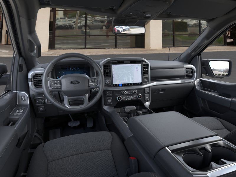 New 2025 Ford F150 XLT w/ Equipment Group 302A MID image 38