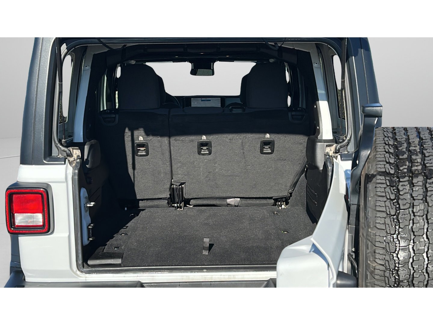 Used 2024 Jeep Wrangler Unlimited Sport image 52