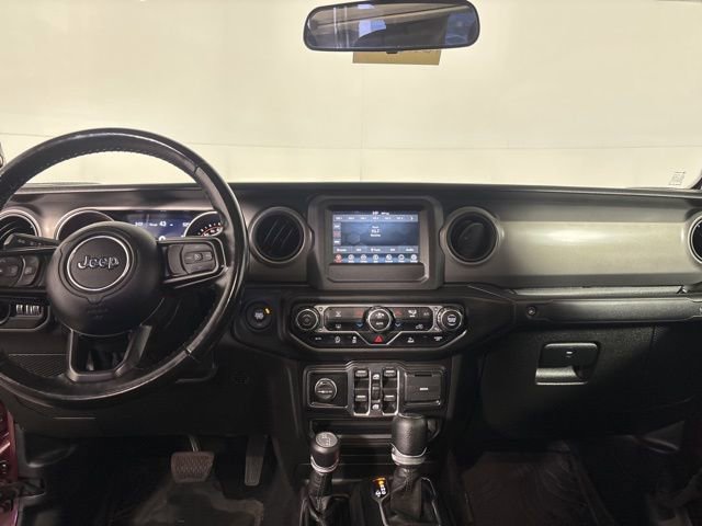 Used 2021 Jeep Gladiator Sport image 30