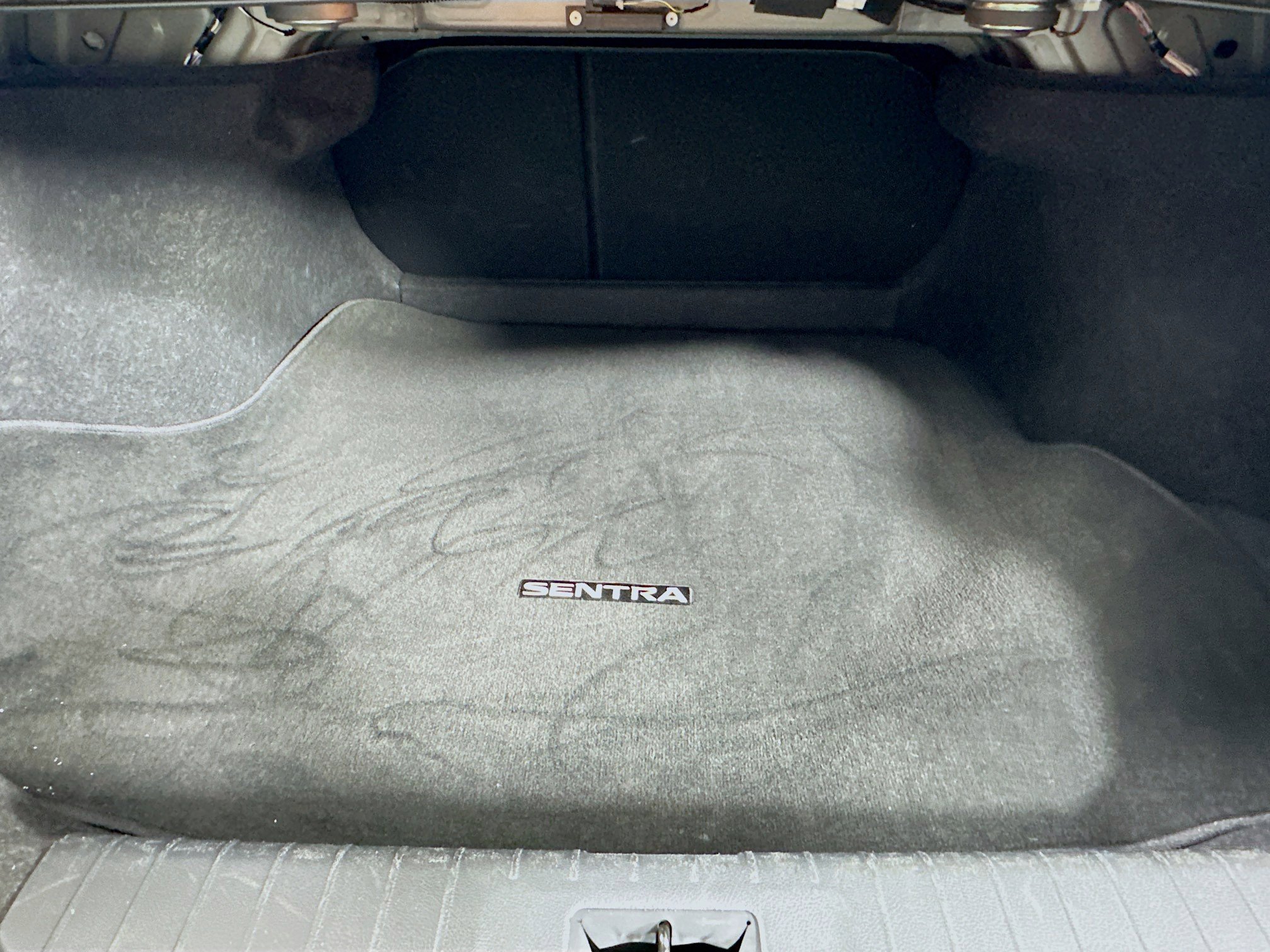 Used 2025 Nissan Sentra S image 27