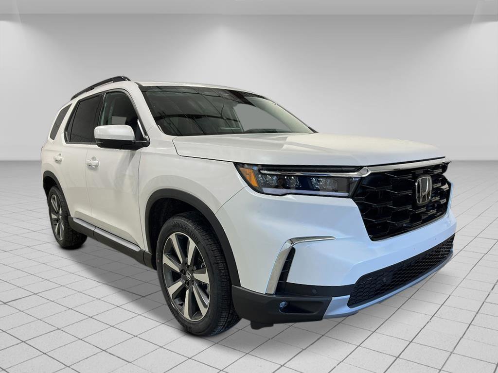 New 2025 Honda Pilot Touring image 9