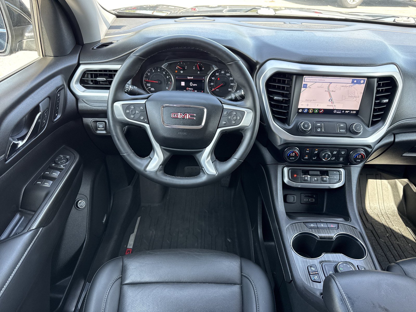 Used 2023 GMC Acadia SLT w/ Preferred Package AWD/4WD image 17