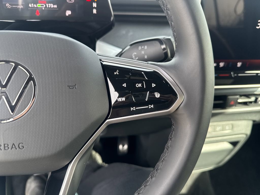 New 2025 Volkswagen ID. Buzz Pro S image 37