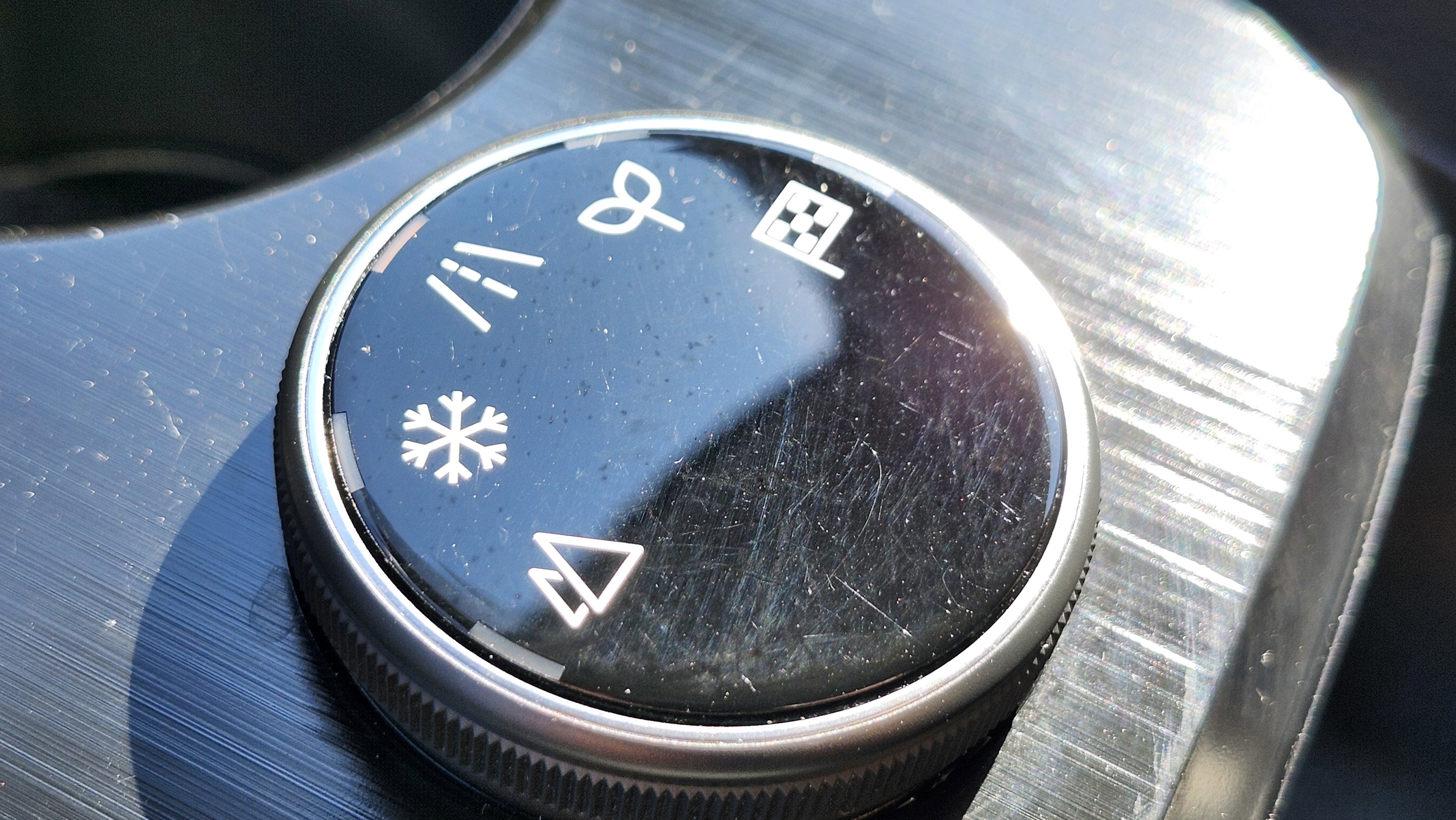 Used 2023 Nissan Rogue SV w/ SV Premium Package image 33