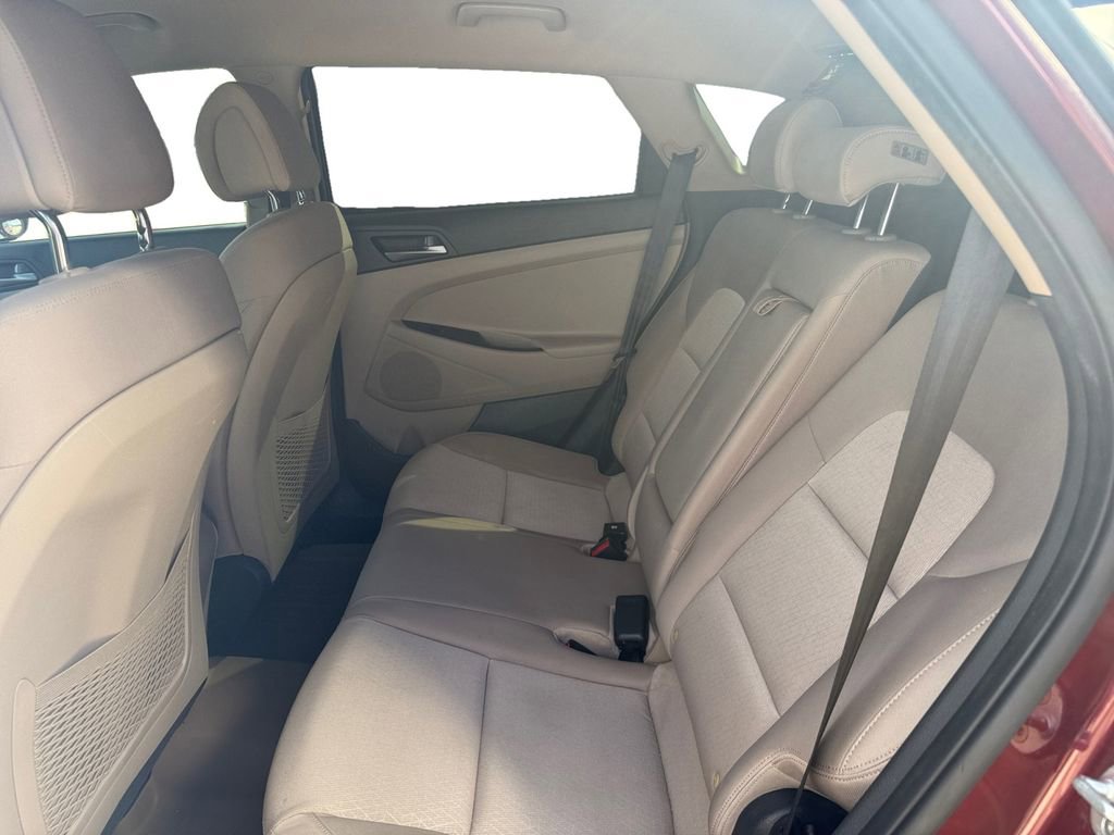 Used 2016 Hyundai Tucson SE FWD image 17