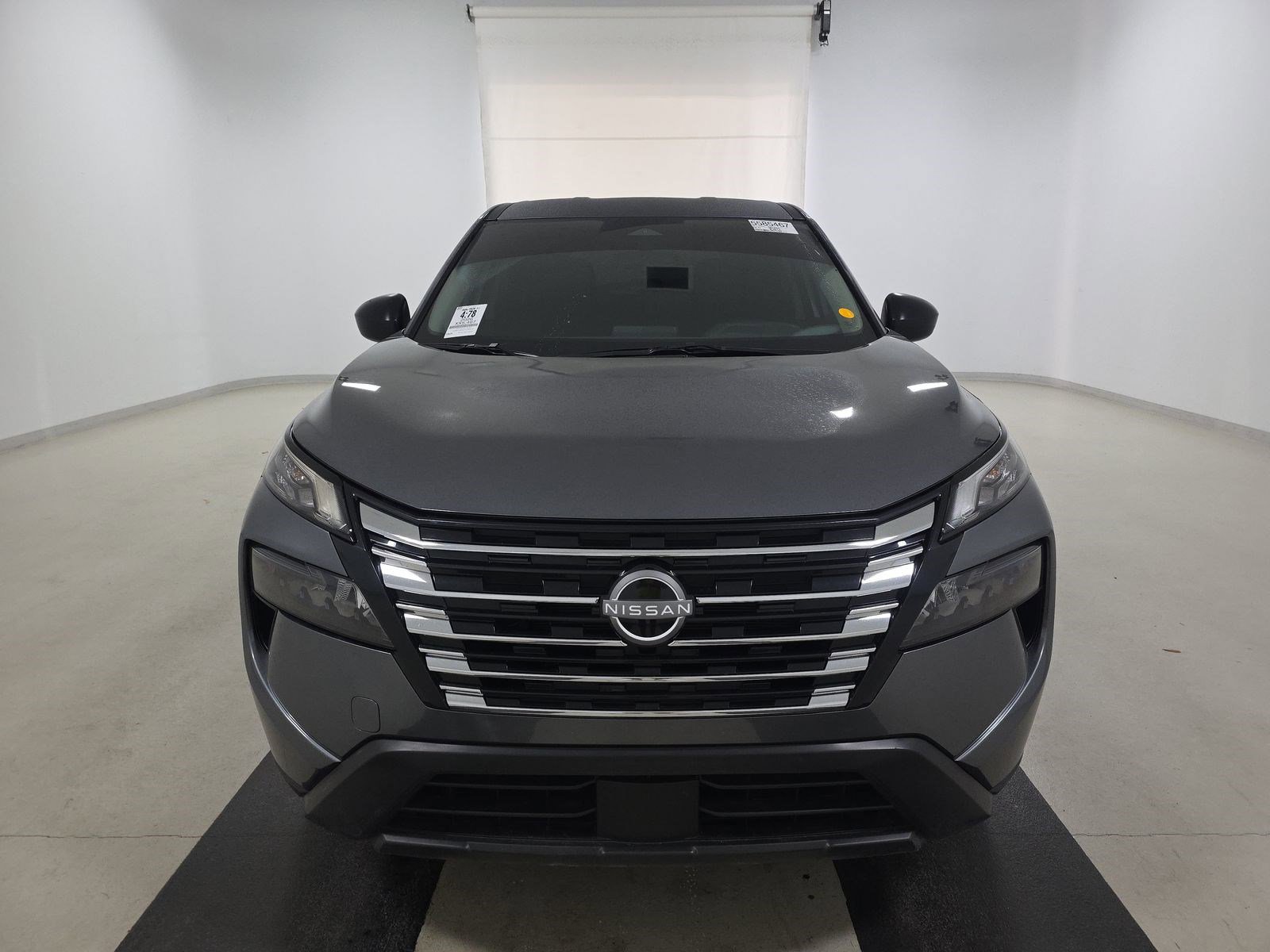 Used 2026 Nissan Rogue S image 2