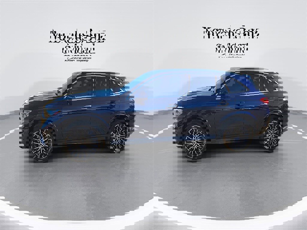 Used 2023 Mercedes-Benz GLC 300 4MATIC image 5