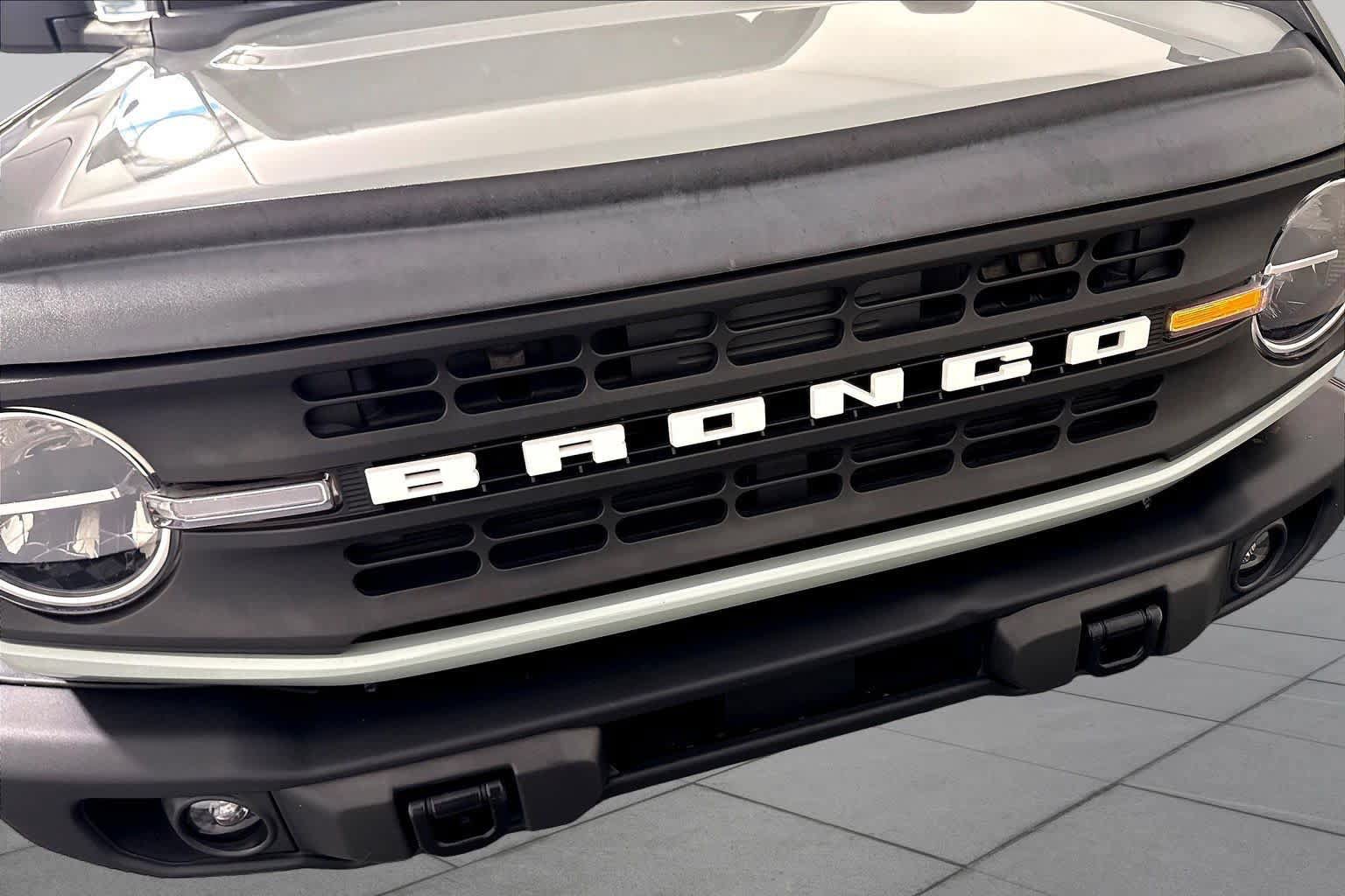 Used 2022 Ford Bronco Black Diamond AWD/4WD image 27