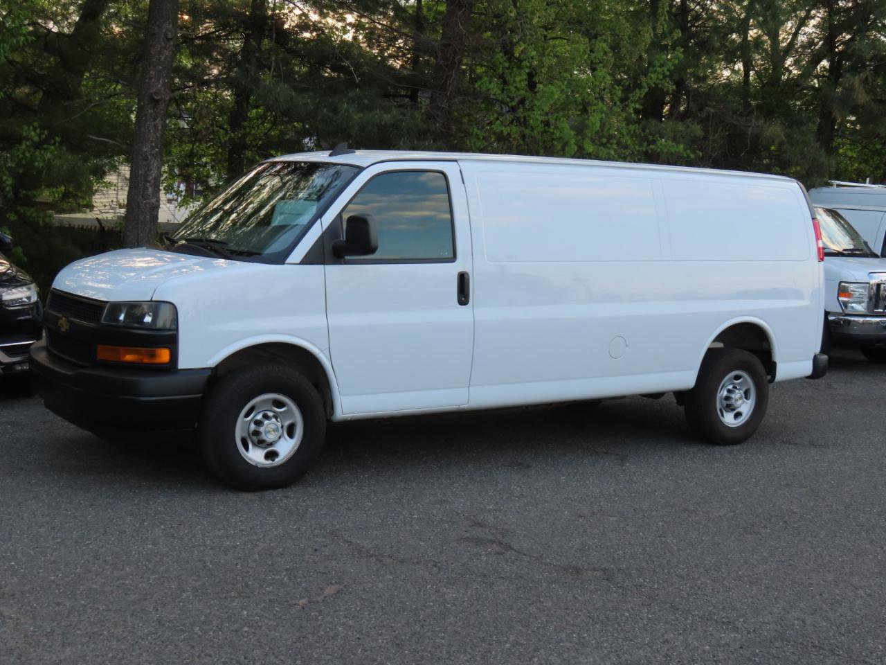 Used 2023 Chevrolet Express 2500 Extended w/ Driver Convenience Package RWD image 2