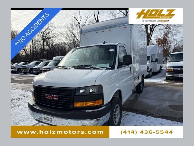 Used 2025 GMC Savana 3500 w/ Power Convenience Package image 1