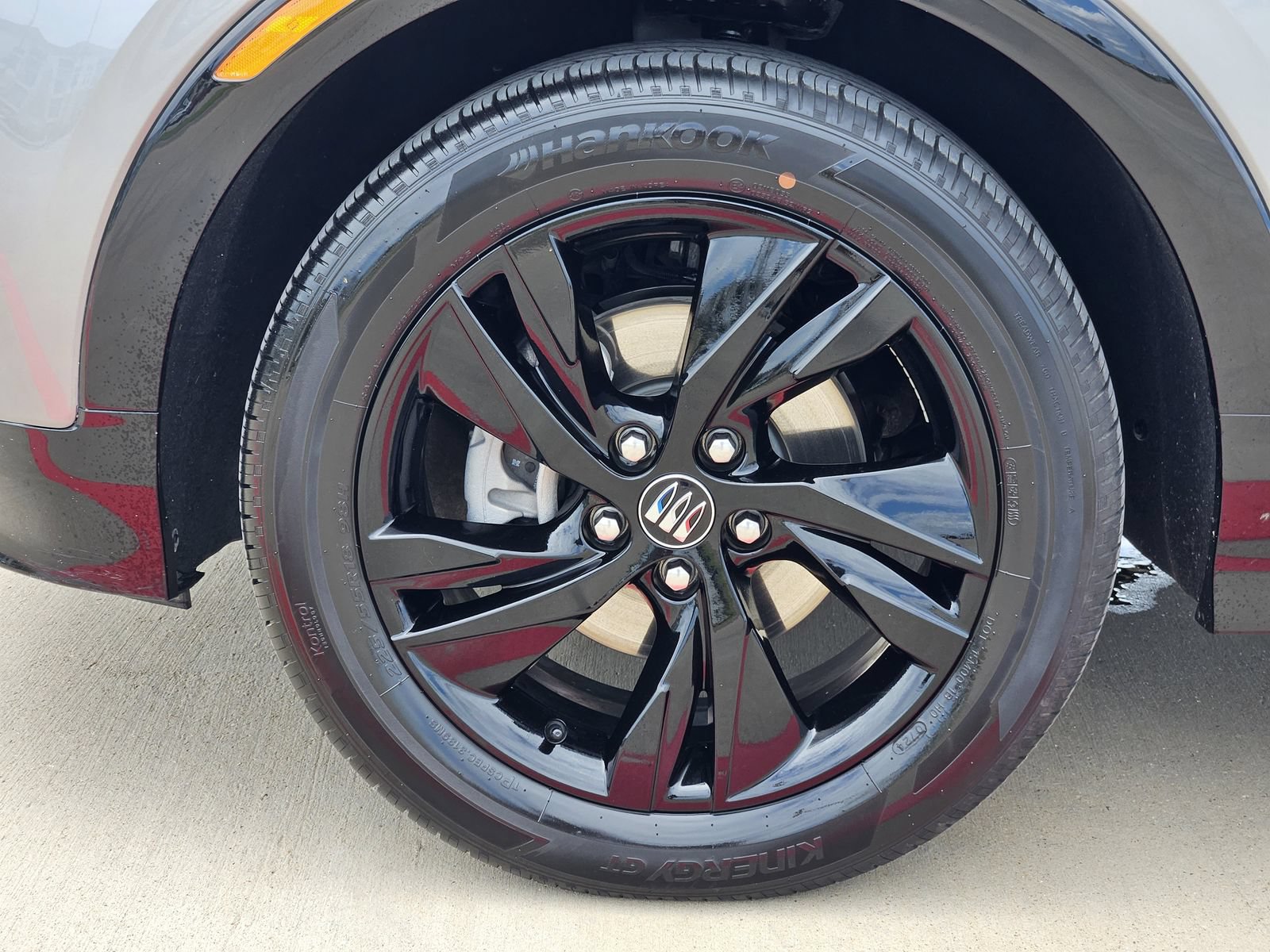 Certified 2024 Buick Encore GX Sport Touring FWD image 14