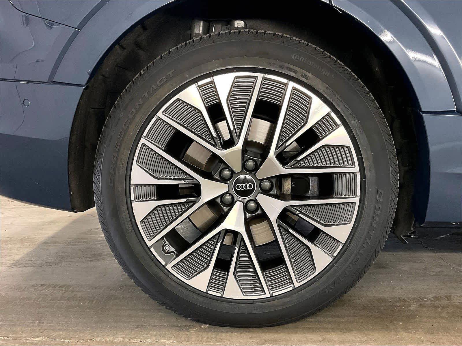 Certified 2024 Audi Q8 e-tron Premium Plus AWD/4WD image 10
