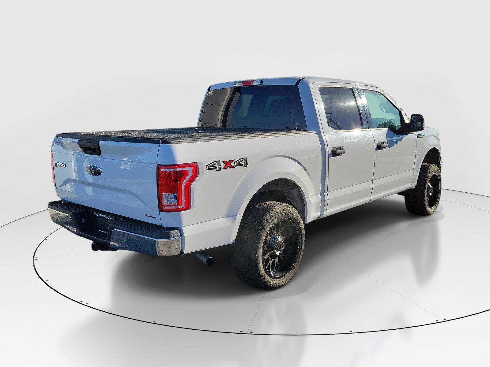 Used 2015 Ford F150 XLT AWD/4WD image 4