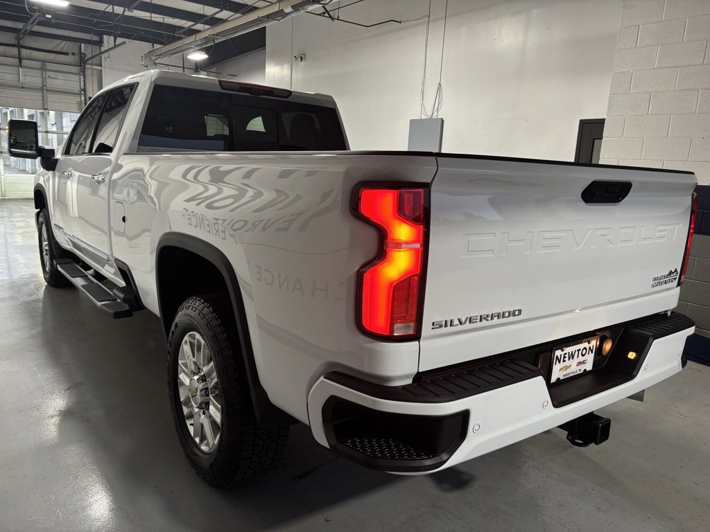 New 2025 Chevrolet Silverado 3500 High Country w/ Technology Package image 34