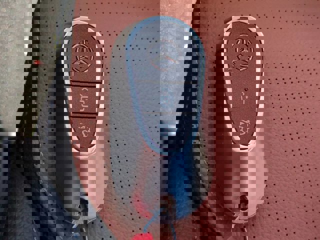 Used 2025 Mercedes-Benz C 300 C 300 image 29