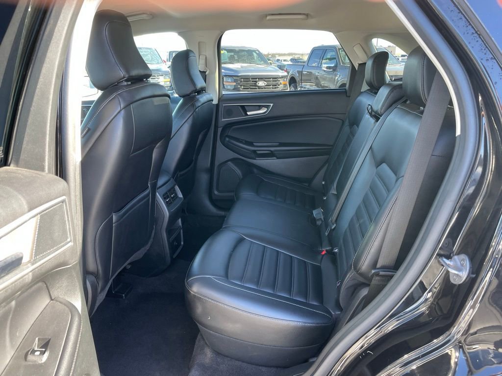 Used 2023 Ford Edge SEL image 8