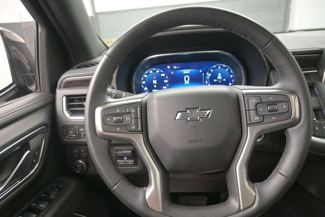 Used 2024 Chevrolet Suburban Z71 w/ Off-Road Capability Package AWD/4WD image 8