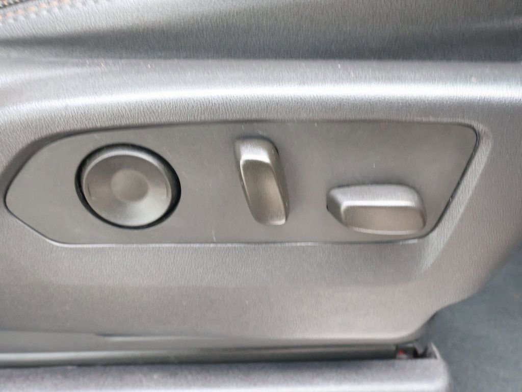 Certified 2023 Chevrolet Silverado 1500 High Country image 45