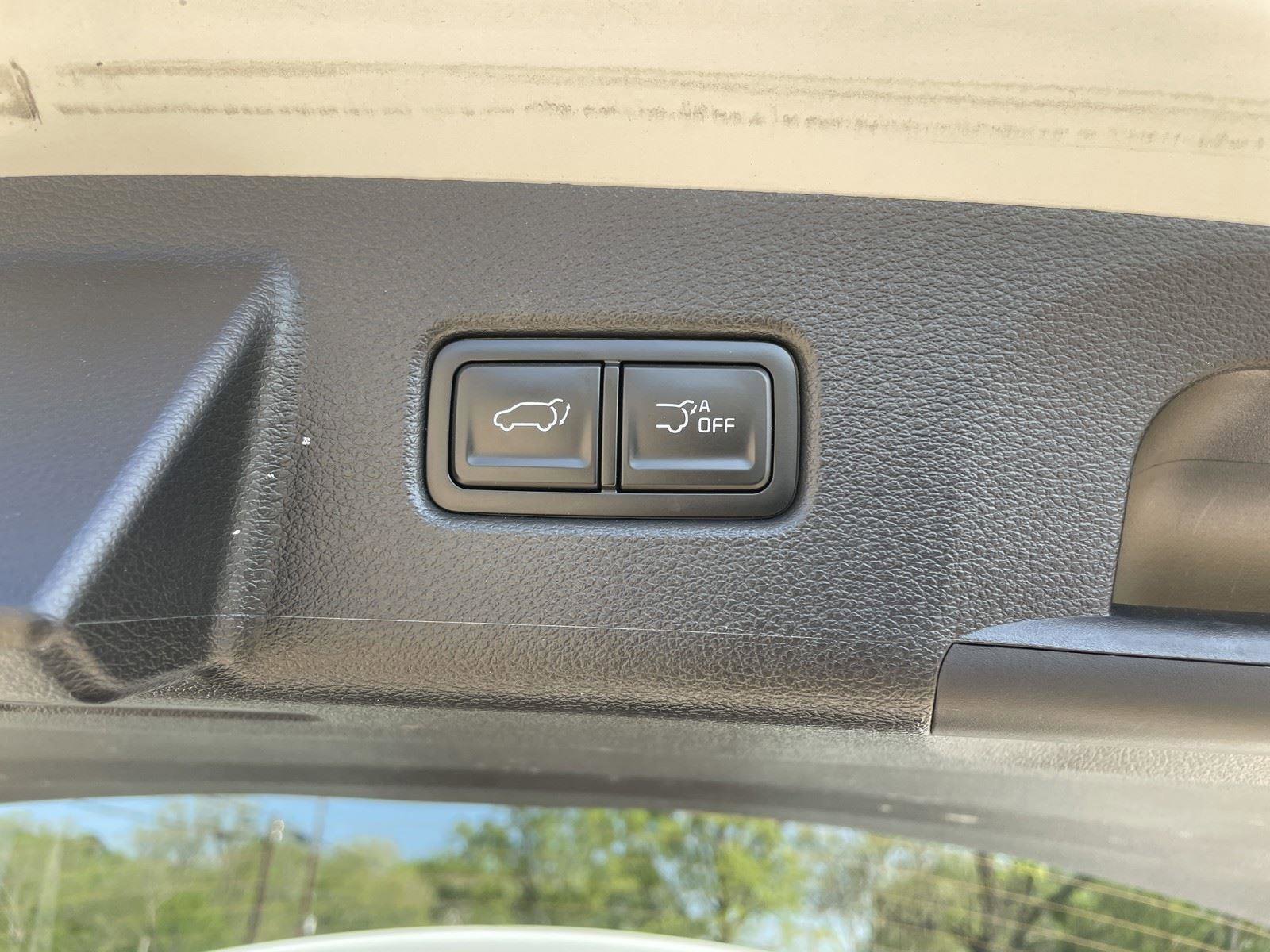 Used 2025 Kia Telluride S FWD image 43