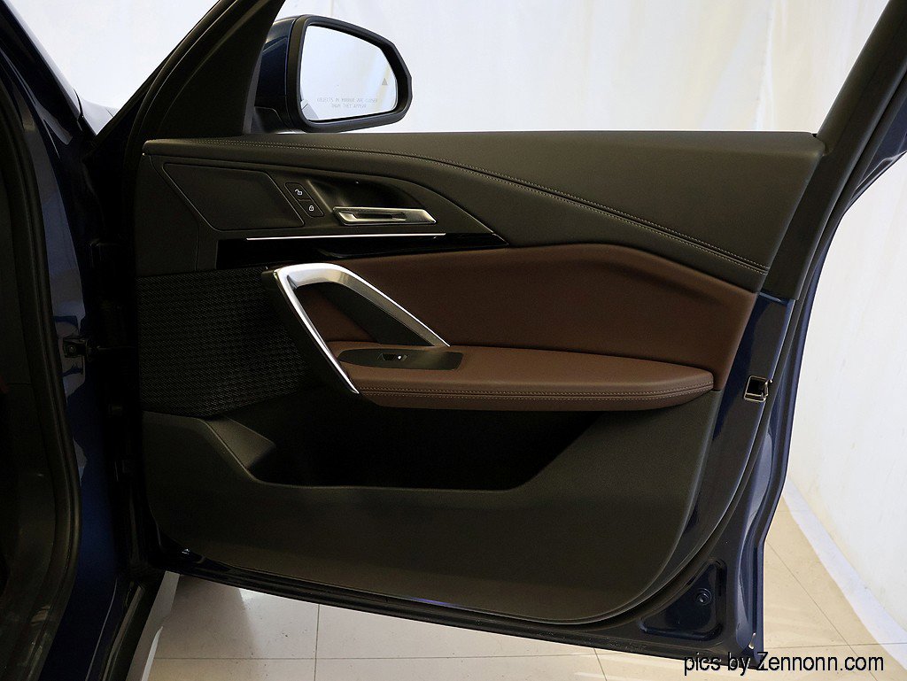 Used 2025 BMW X1 xDrive28i w/ Convenience Package image 31