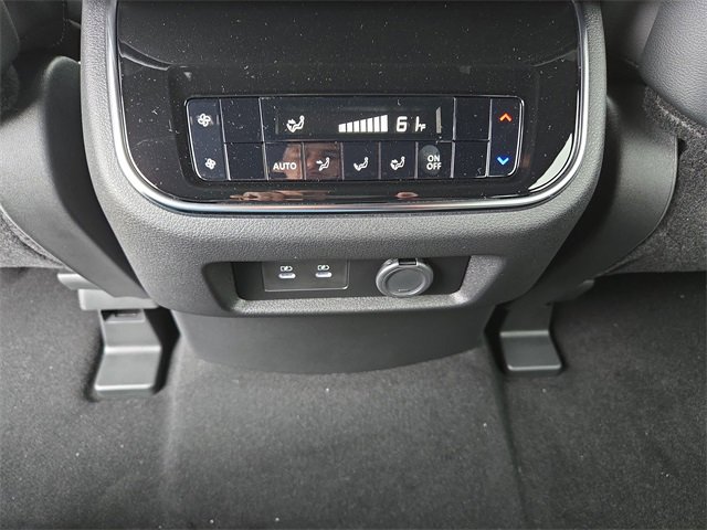 New 2026 Nissan Armada SL image 15